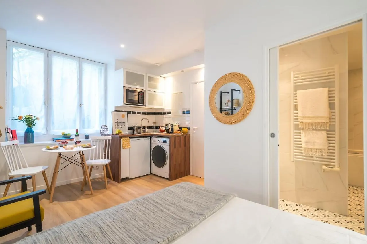 Happy Stay Paris - Eiffel Studio 2 Apartment